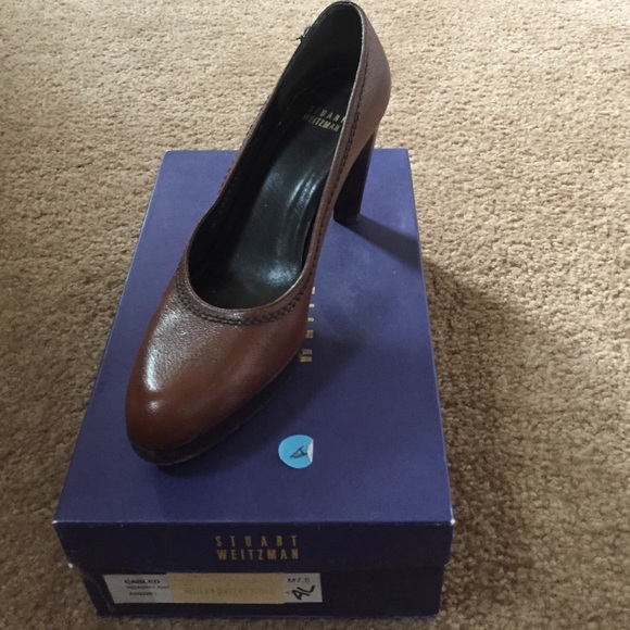 Stuart Weitzman pumps
