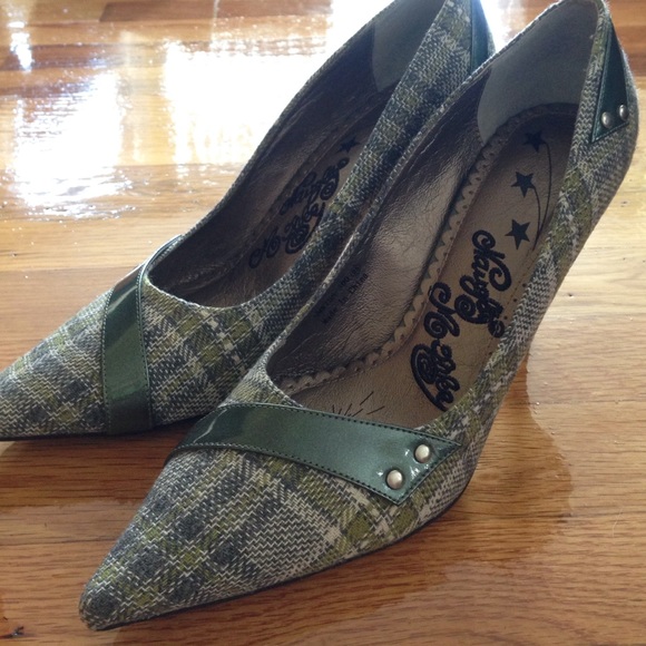 Naughty Monkey Plaid Heel Shoes