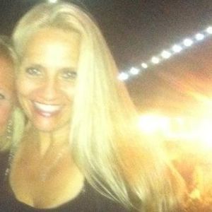 Meet your Posher, Deneen