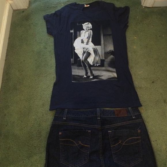 Marilyn Monroe tee shirt and Dkny boot cut jeans