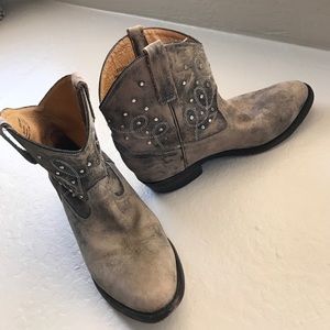 🔴REDUCED🔴Miz Mooz Cozumel Studded Boots