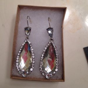 Dangle earrings