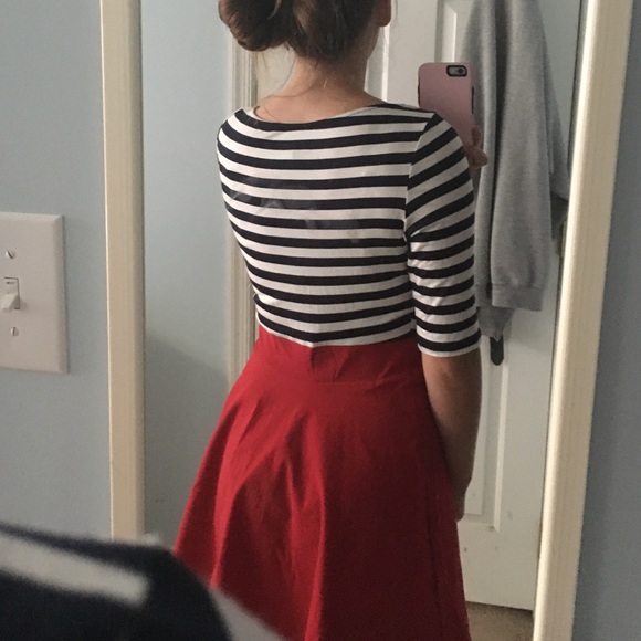 Dress - Picture 3 of 4