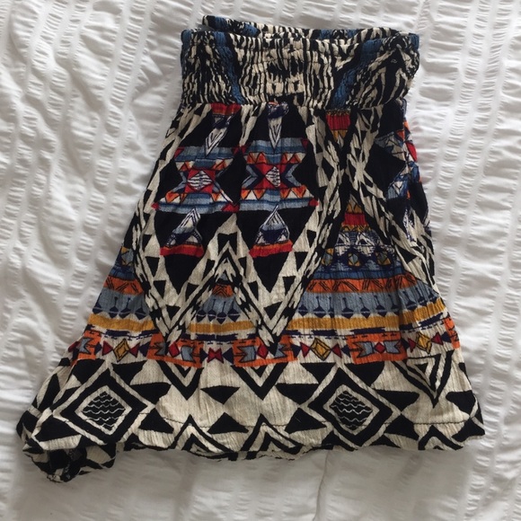 Shorts - Picture 2 of 3