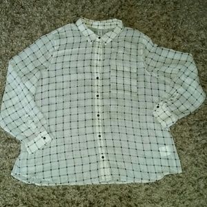 Women's Old Navy Sheer Button Down Work Shirt
