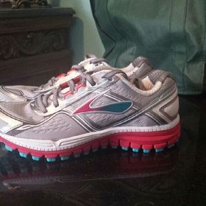 Women's brooks ghost 8