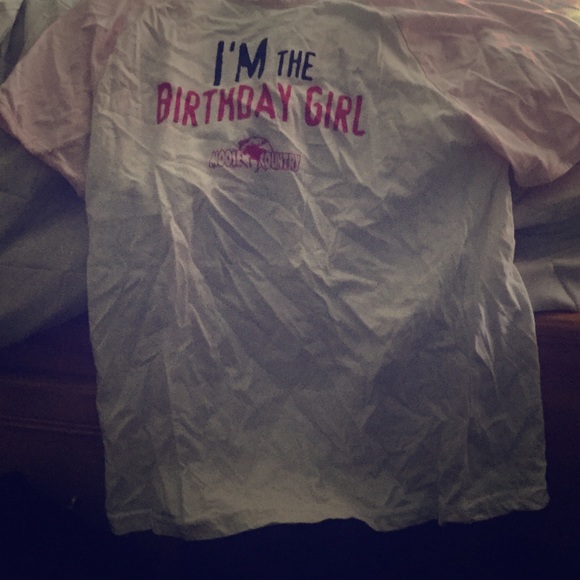 1 shirt 1 - Bday girl