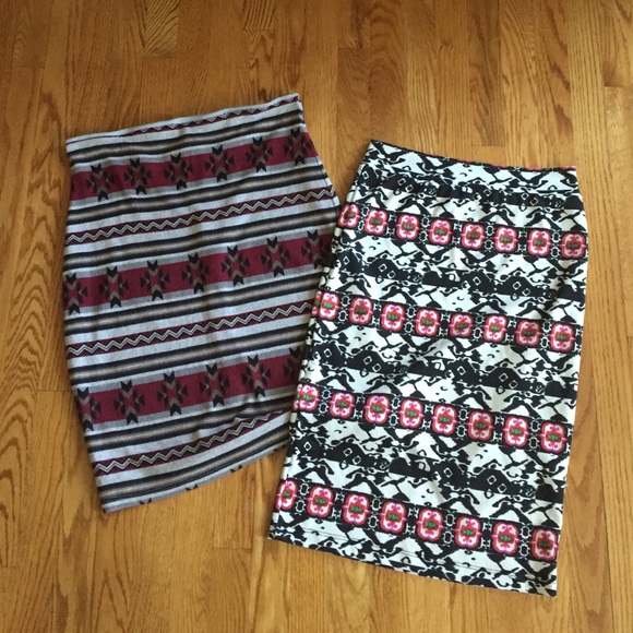 Bundle of 2 pencil skirts