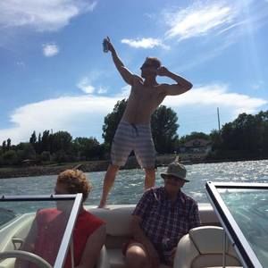 Meet your Posher, Cory