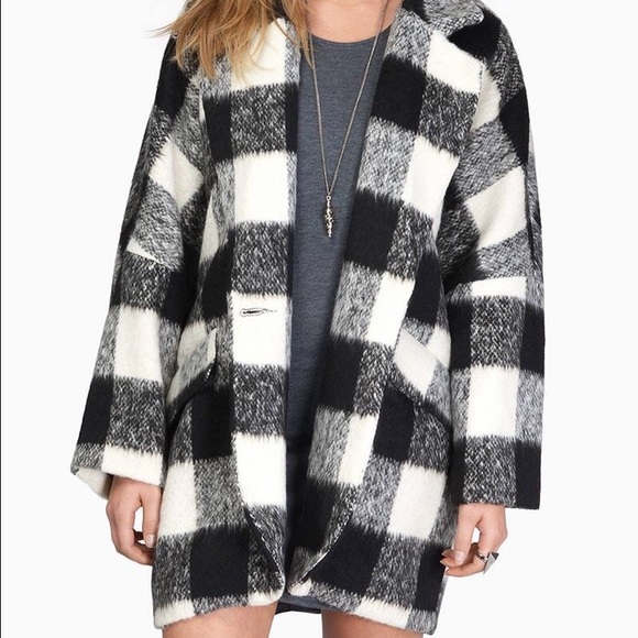 ✨Trade. Tobi Beulah Buffalo Coat