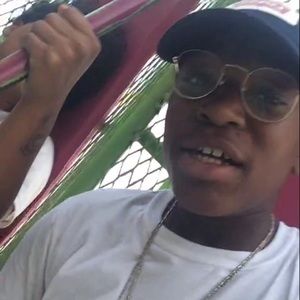 Meet your Posher, Doodoo