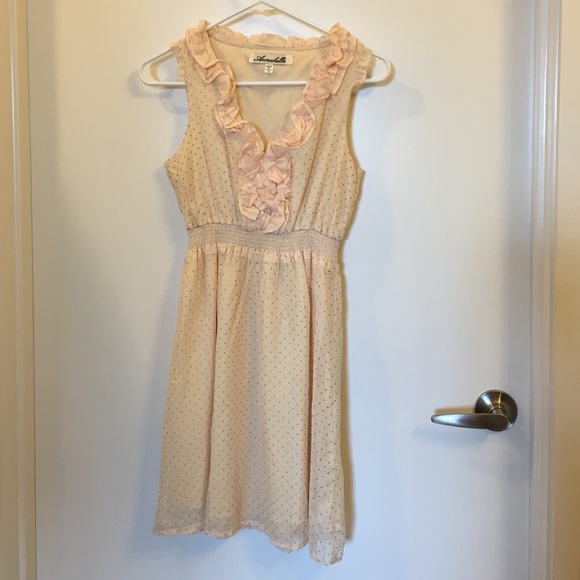 Francesca's Collections cream V-neck dress