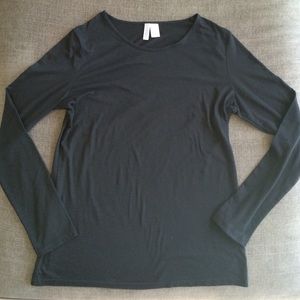 Divided Basic Long Sleeve