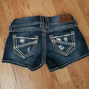 BKE women's shorts 24