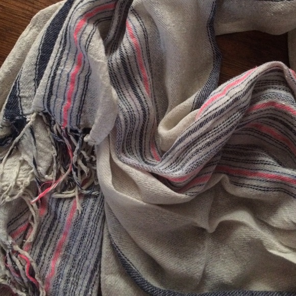 Stripe linen blend scarf - Picture 1 of 3