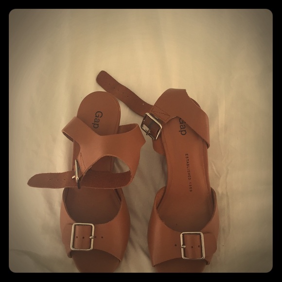 Gap leather wedge sandals