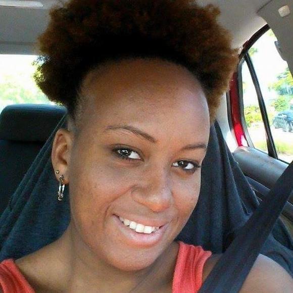 Meet your Posh Ambassador, Candice - Picture 10 of 12