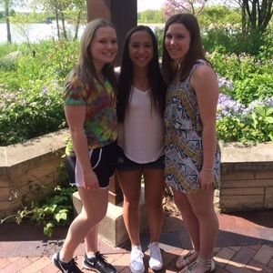 Meet your Posher, Emily