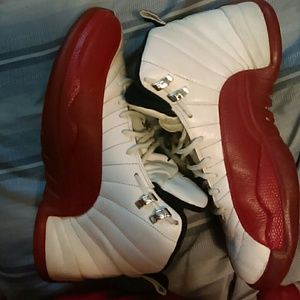 Retro 12 (cherry)