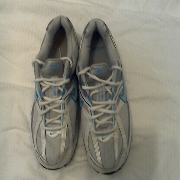 Slightly worn pair of ladies Nike complete.