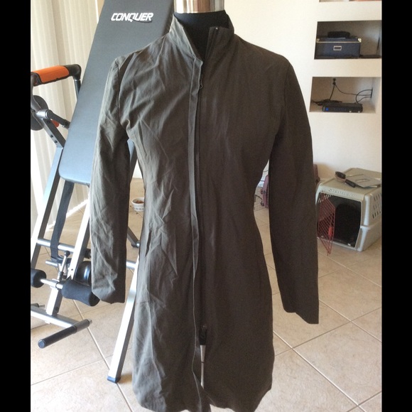 Long sleeved jacket