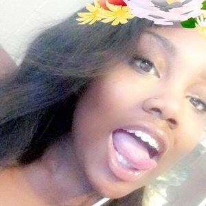 Meet your Posher, Yetunde