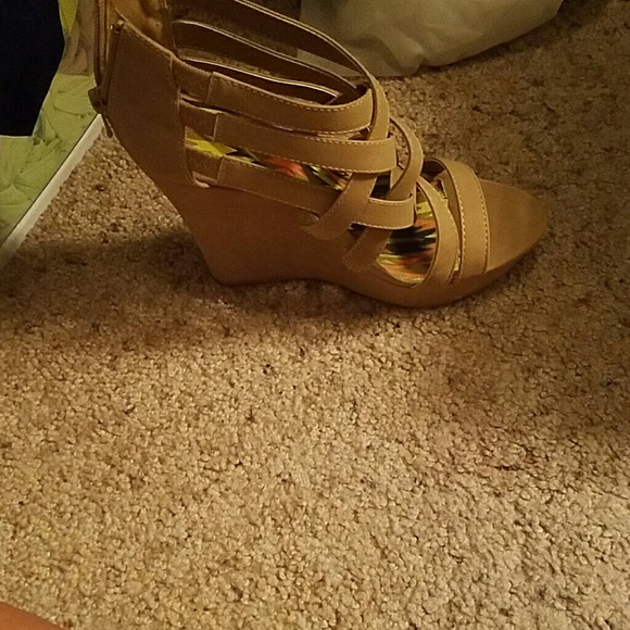 Tan wedges