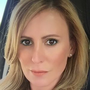 Meet your Posher, Lory