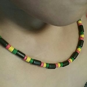 Bead rasta necklace