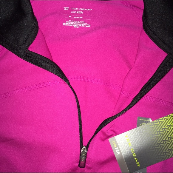 Tek gear pullover NWT - Picture 2 of 3