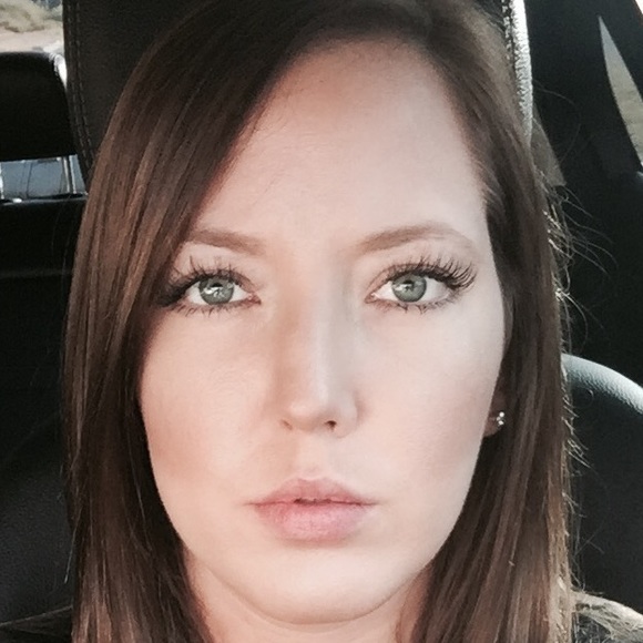 Meet your Posher, Annmarie