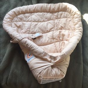 Ergo baby infant insert