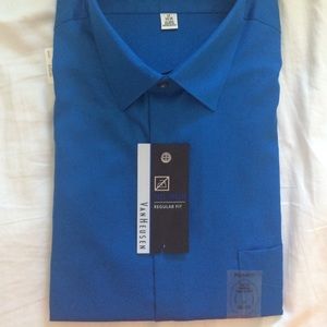 PRICE REDUCTION!! BRAND NEW!!! Van Heusen shirt