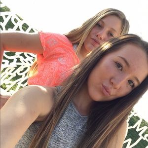 Meet your Posher, Kenadee