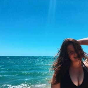 Meet your Posher, Alexandra