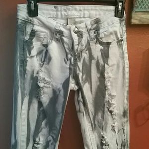 White and grey staight leg skinny jeans