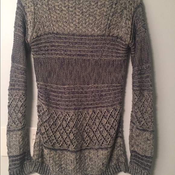 Sweater - Picture 3 of 3