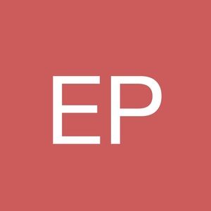 Meet your Posher, Evanthia