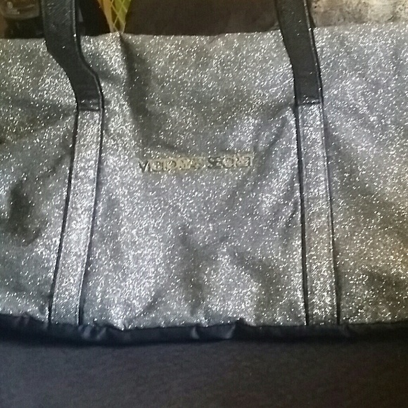 Victoria's secret bag - Picture 3 of 3