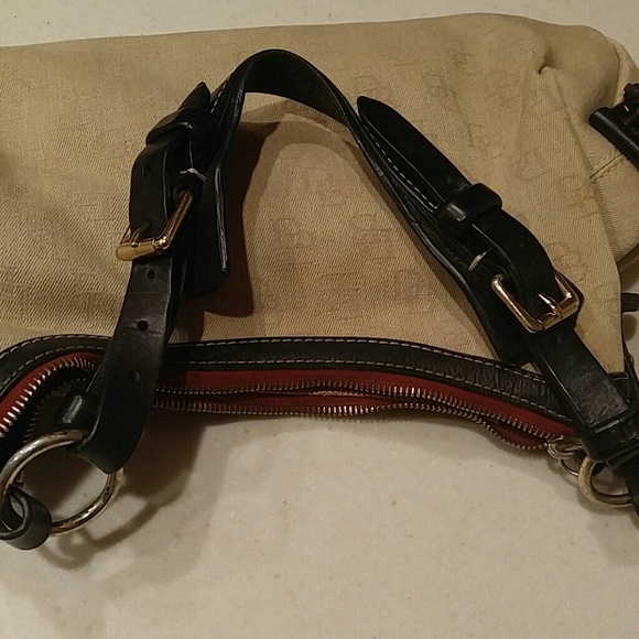 Dooney & Bourke Vintage Shoulder Bag - Picture 4 of 4