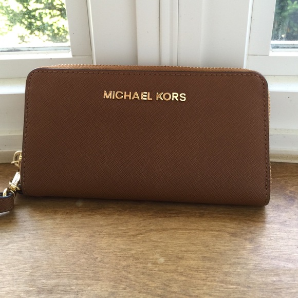 Brown Michael Kors Wristlet !