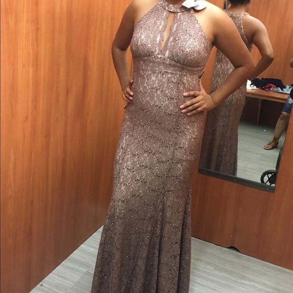 SOLD** Evening gown - Picture 1 of 3