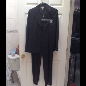 Women's business suit with jacket, pants and skirt