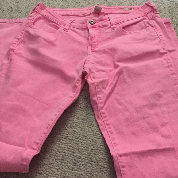 neon pink skinny jeans