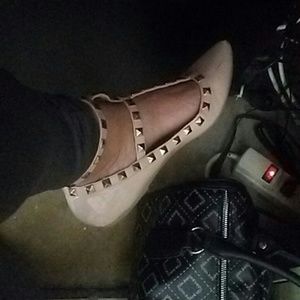 Meet your Posher, Chiki