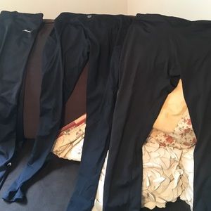2 pairs of black athletic lulu style leggings🔥