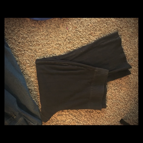 Black jeggings