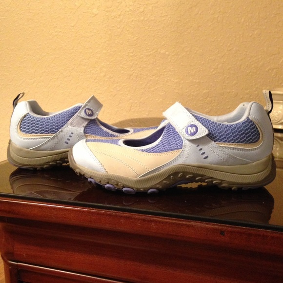 🗻Merrell Chameleon Arc Shoes-Like New!🗻