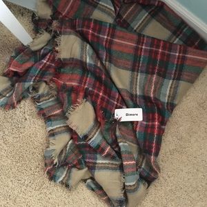 Dimore Blanket Scarf/ wrap