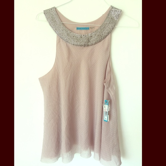 Sleeveless top
